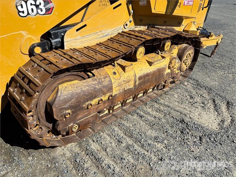 CAT 963 Pásové nakladače