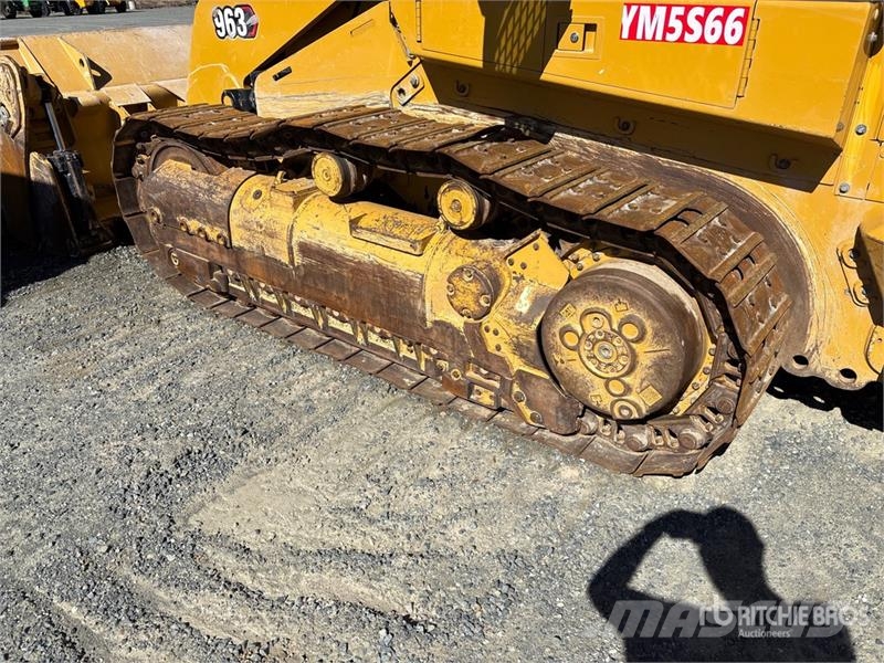 CAT 963 Pásové nakladače