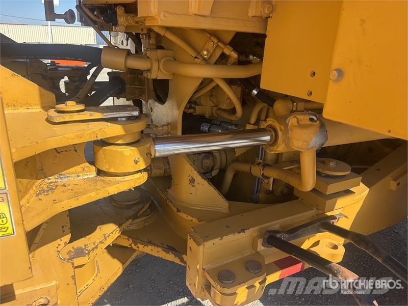 CAT 966 H Wheel Loader  휠로우더