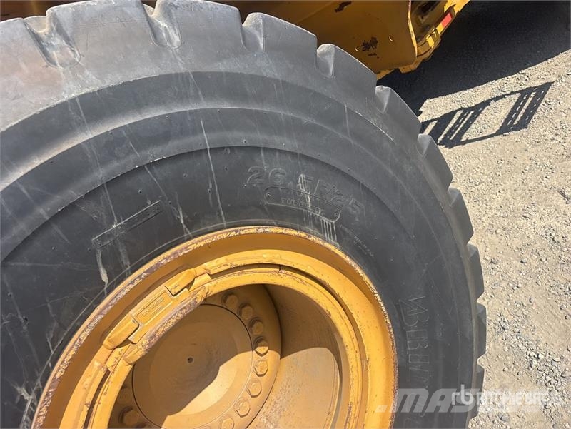 CAT 966 H Wheel Loader  휠로우더