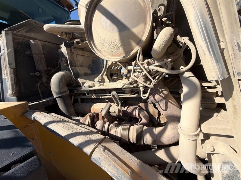 CAT 966K Wheel Loader  휠로우더
