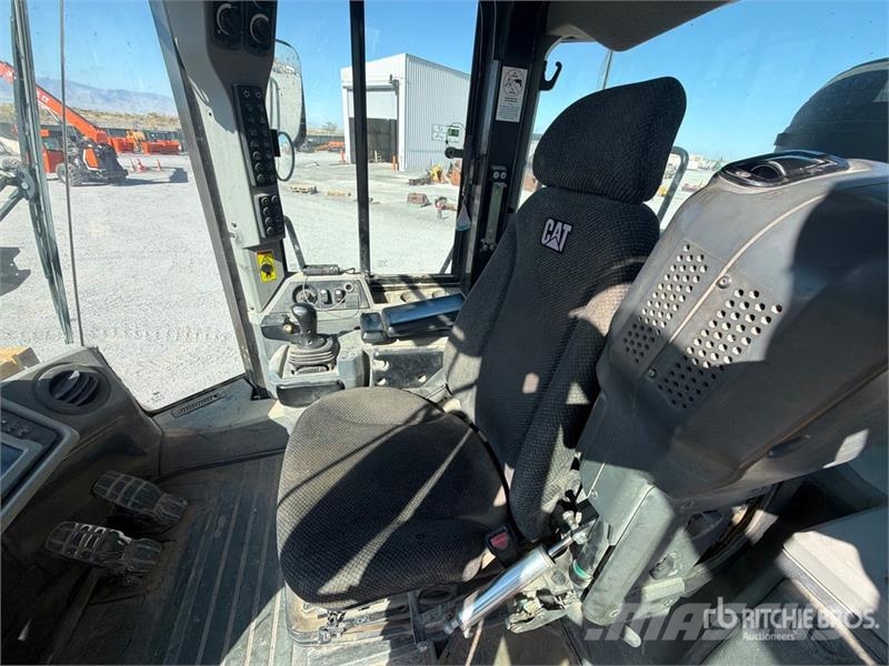 CAT 966K Wheel Loader  휠로우더