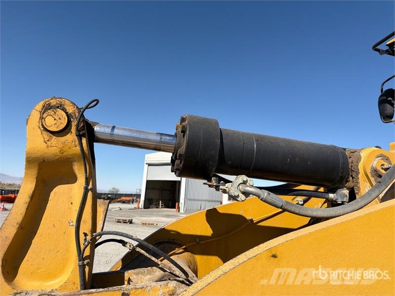 CAT 966K Wheel Loader  휠로우더