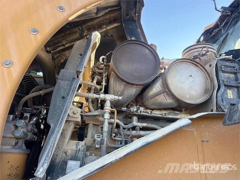 CAT 966M Wheel Loader Фронтальные погрузчики