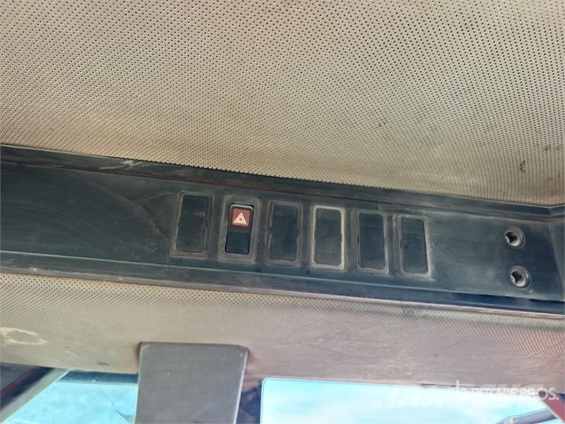 CAT 972G Kolesni nakladalci