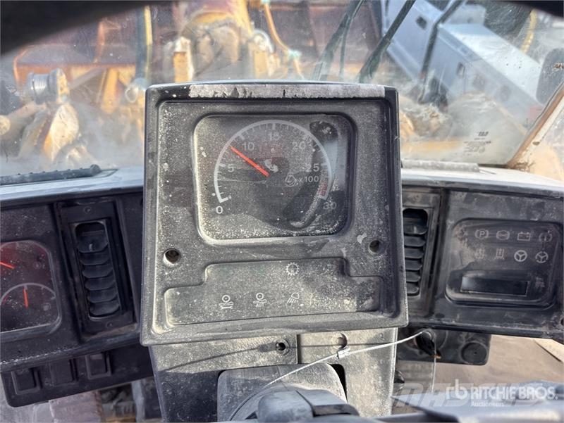 CAT 972G Kolesni nakladalci