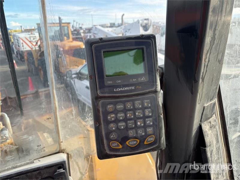 CAT 972G Kolesni nakladalci