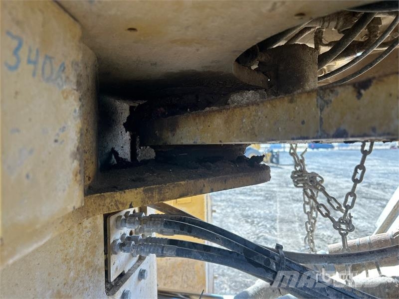 CAT 980C Naudoti ratiniai krautuvai