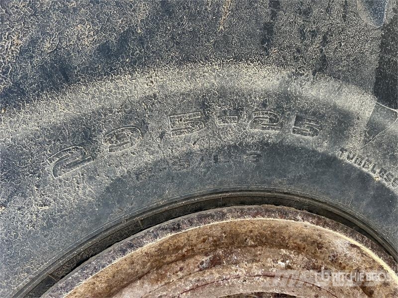 CAT 980C Naudoti ratiniai krautuvai