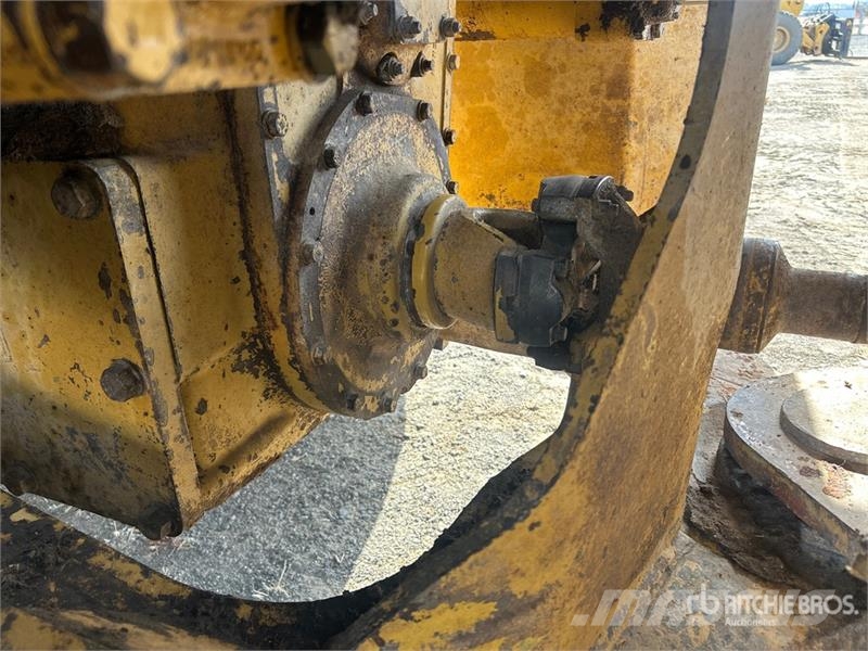 CAT 980C Naudoti ratiniai krautuvai