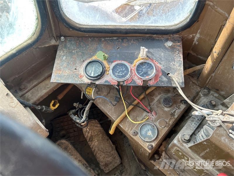 CAT 980C Naudoti ratiniai krautuvai