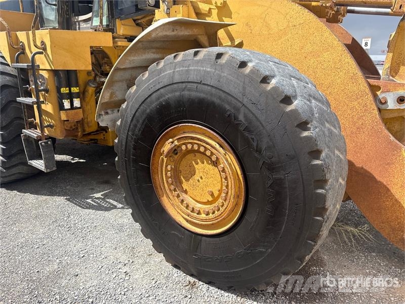 CAT 980G Колесни товарачи