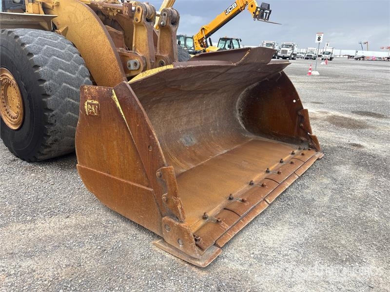 CAT 980G Колесни товарачи