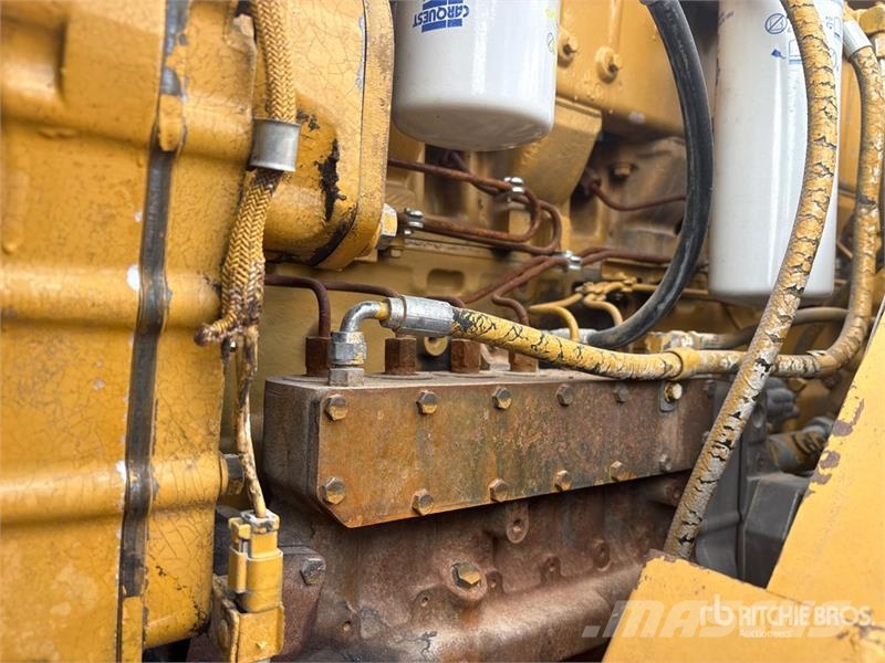 CAT 980G Колесни товарачи
