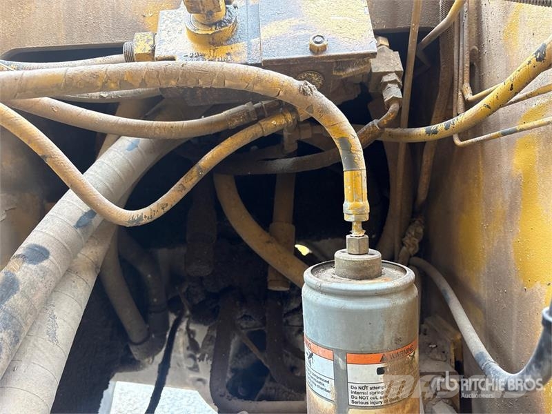 CAT 980G Колесни товарачи
