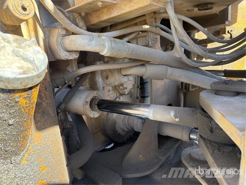 CAT 980G Kolesni nakladalci