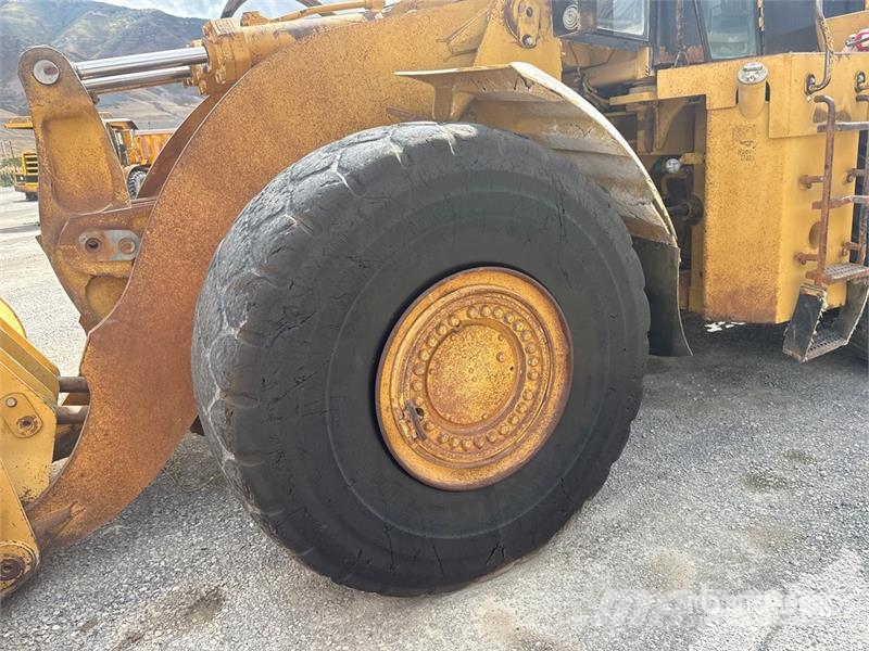 CAT 980G Колесни товарачи
