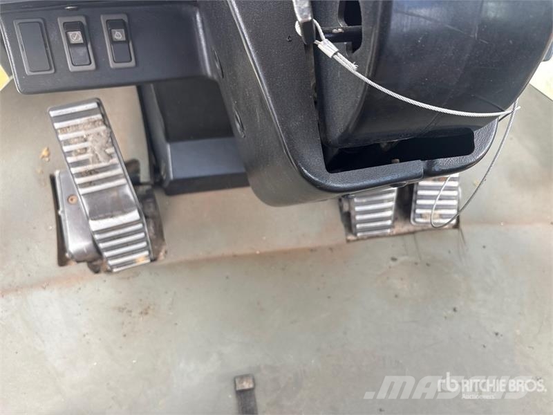 CAT 980G Колесни товарачи