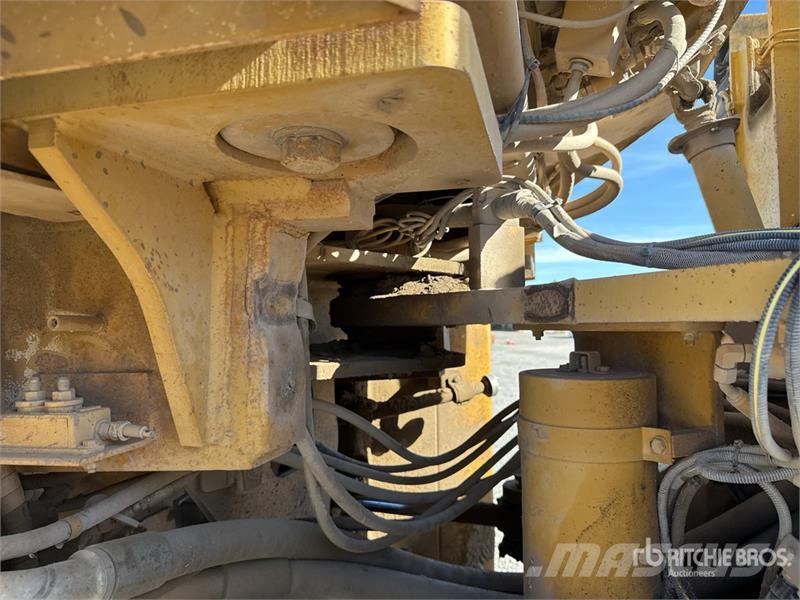CAT 980G Kolesni nakladalci