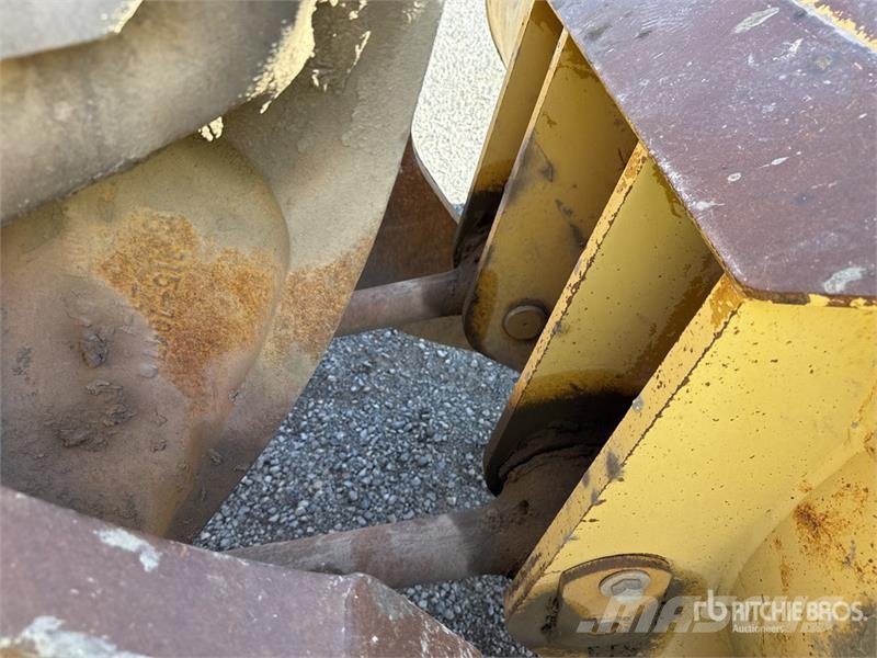 CAT 980G Kolesni nakladalci