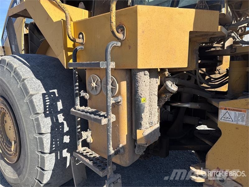 CAT 980G Kolesni nakladalci