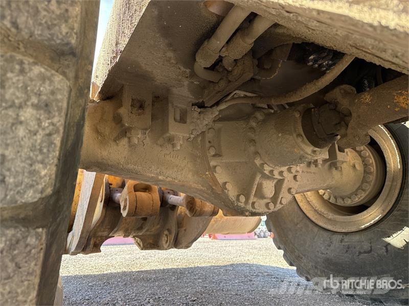 CAT 980G Kolesni nakladalci