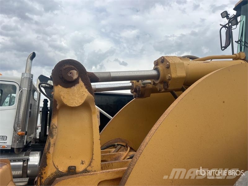 CAT 980G Series II Naudoti ratiniai krautuvai