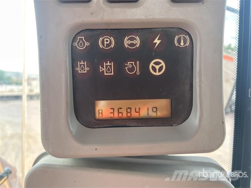 CAT 980G Series II Naudoti ratiniai krautuvai