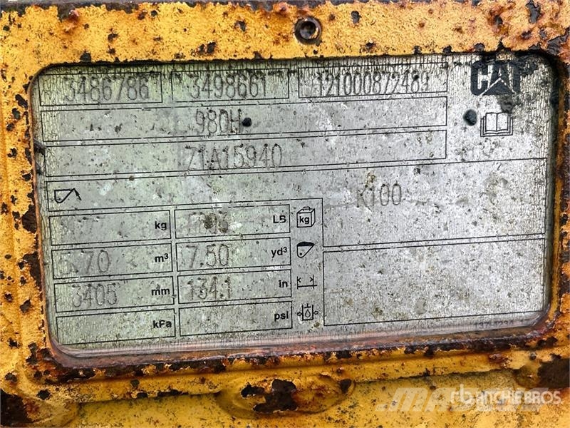 CAT 980K Gumikerekes homlokrakodók