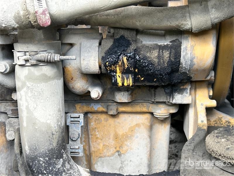 CAT 980K Gumikerekes homlokrakodók