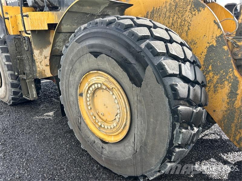 CAT 980K Gumikerekes homlokrakodók