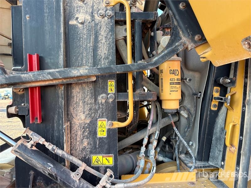 CAT 980M Kolesni nakladalci