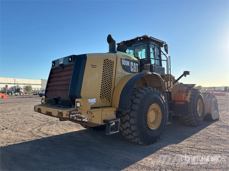 CAT 980M Kolesni nakladalci