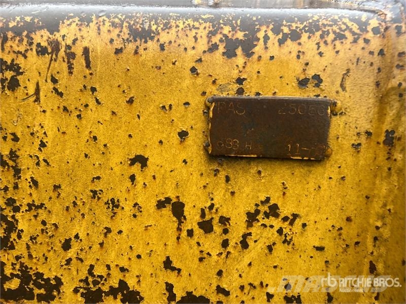 CAT 988H Chargeuse sur pneus