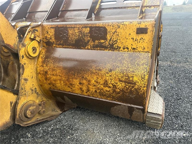 CAT 988H Chargeuse sur pneus