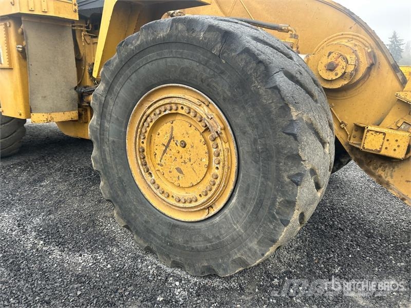 CAT 988H Chargeuse sur pneus