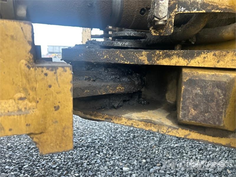 CAT 988H Chargeuse sur pneus