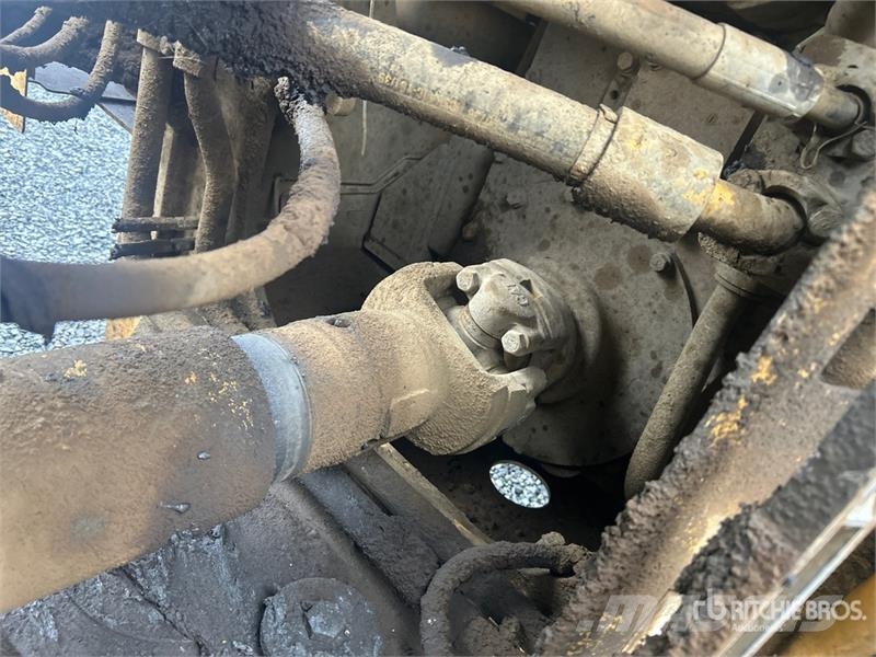 CAT 988H Chargeuse sur pneus