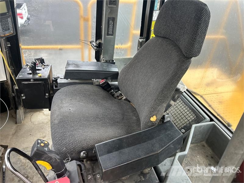 CAT 988H Chargeuse sur pneus