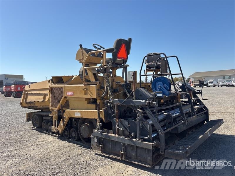 CAT AP-1055B Pavimentadoras de asfalto