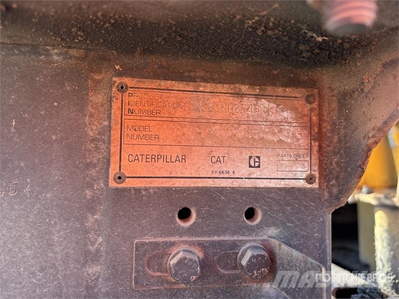 CAT AP-1055B Pavimentadoras de asfalto
