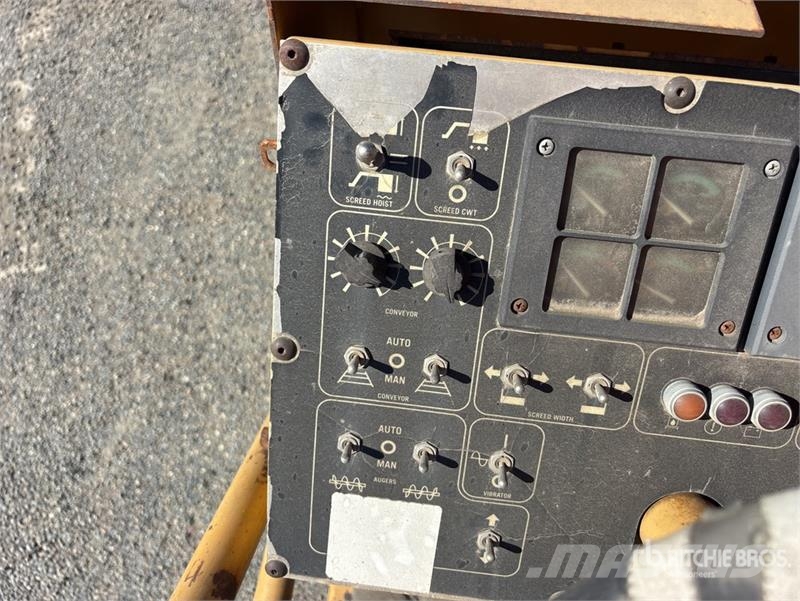 CAT AP-1055B Pavimentadoras de asfalto