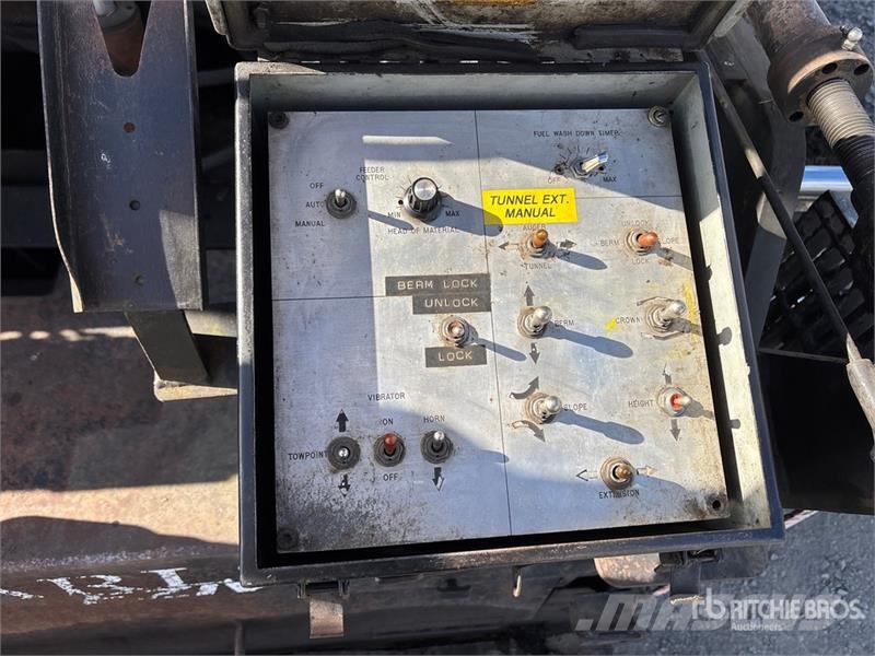 CAT AP-1055D Asfaltni finišerji