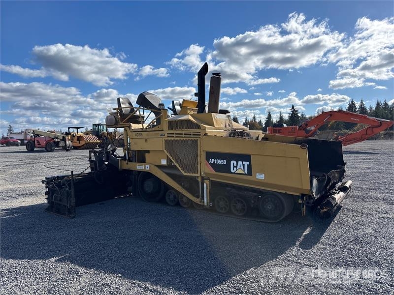 CAT AP-1055D Asfaltni finišerji