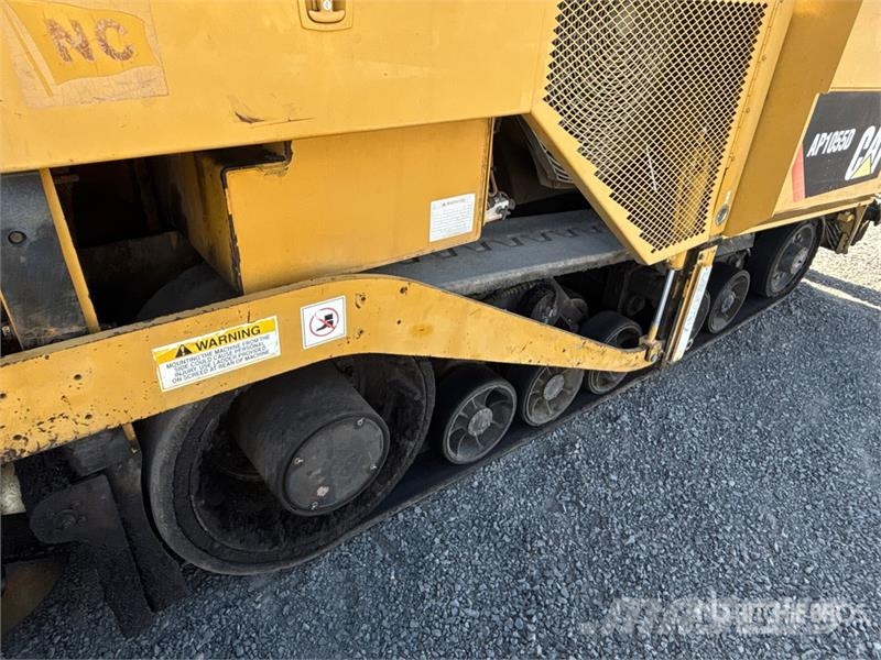 CAT AP-1055D Asfaltni finišerji