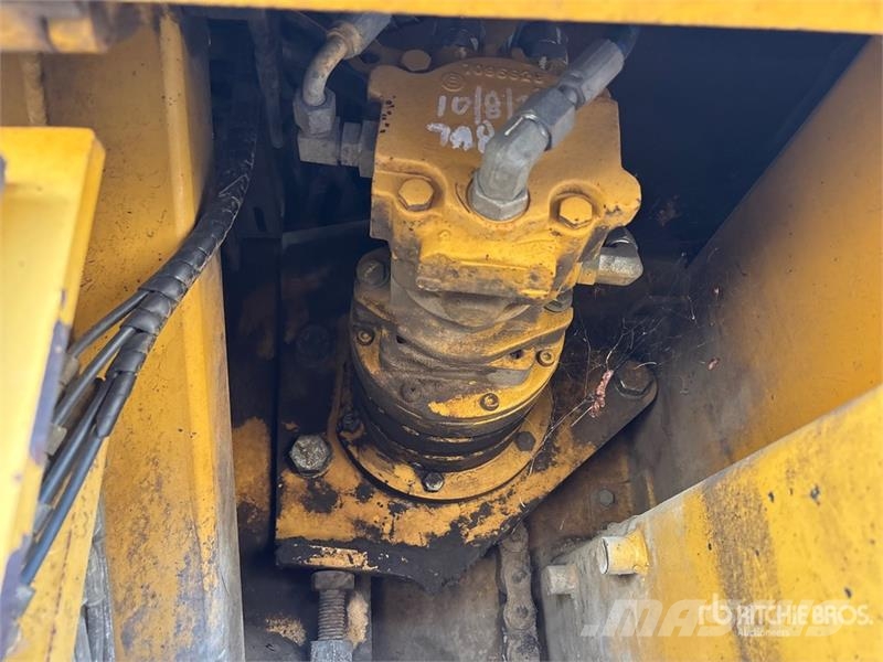 CAT AP-1055D Asfaltni finišerji