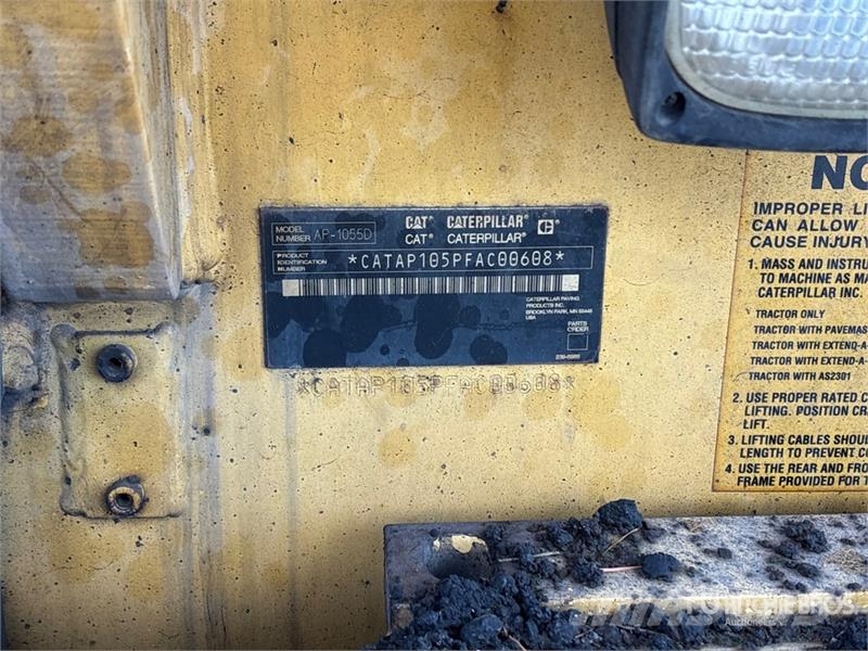 CAT AP-1055D Asfaltni finišerji