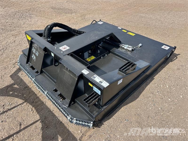 CAT BR318 72 in Skid Steer Brush Cutter (Unused) Asılı ve çekilir biçme makineleri