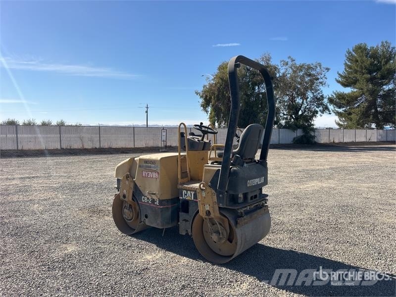 CAT CB-214E Double Drum Roller Dvojni valjarji