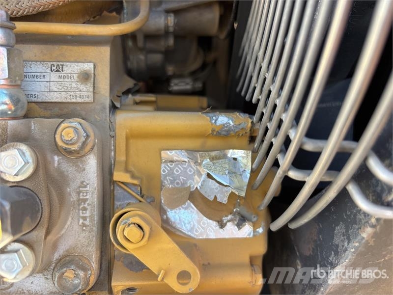 CAT CB-224E Double Drum Roller مداحل ثنائية الاسطوانة